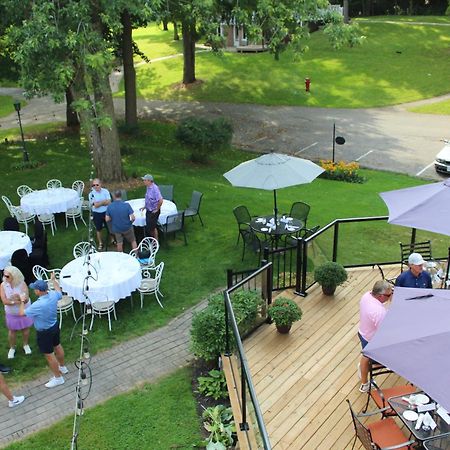 Westover Inn Saint Marys Bagian luar foto