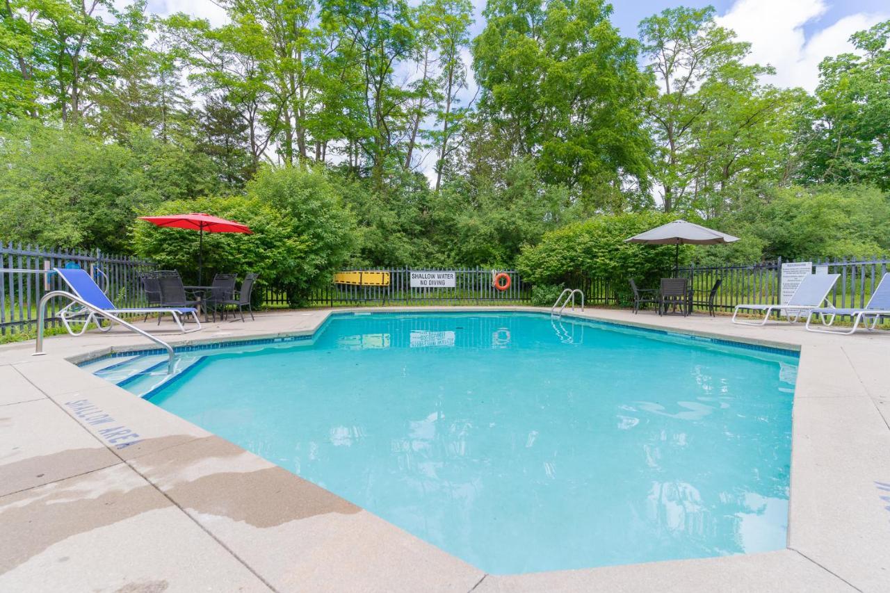Westover Inn Saint Marys Bagian luar foto