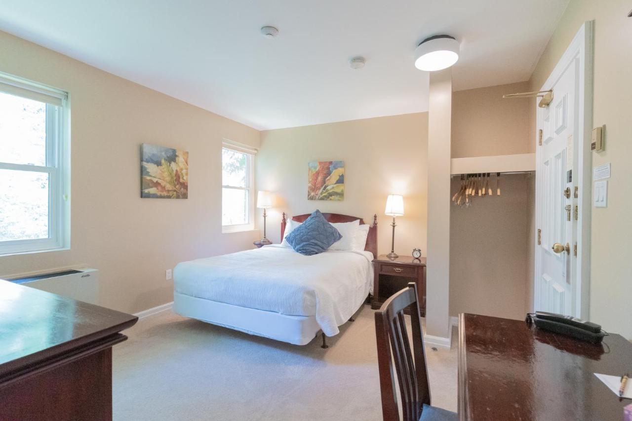 Westover Inn Saint Marys Bagian luar foto