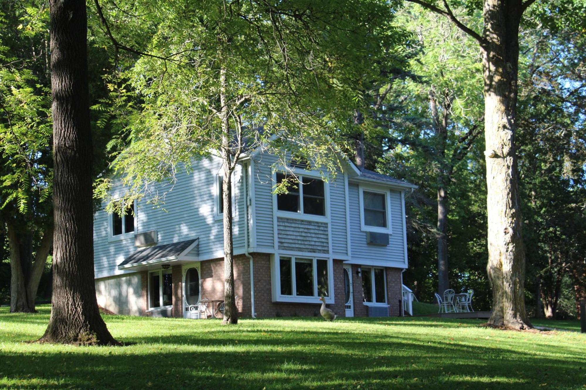 Westover Inn Saint Marys Bagian luar foto