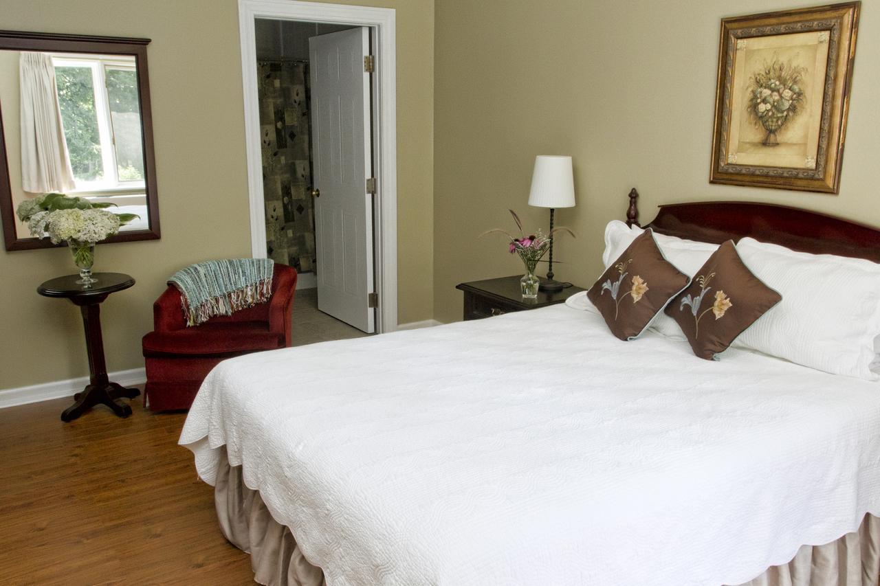 Westover Inn Saint Marys Bagian luar foto